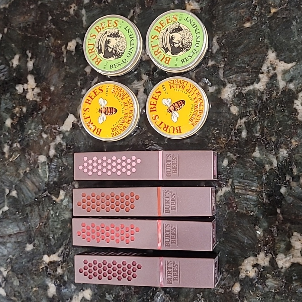 8 Piece Burt's Bees Lip & Skin Bundle - NEW